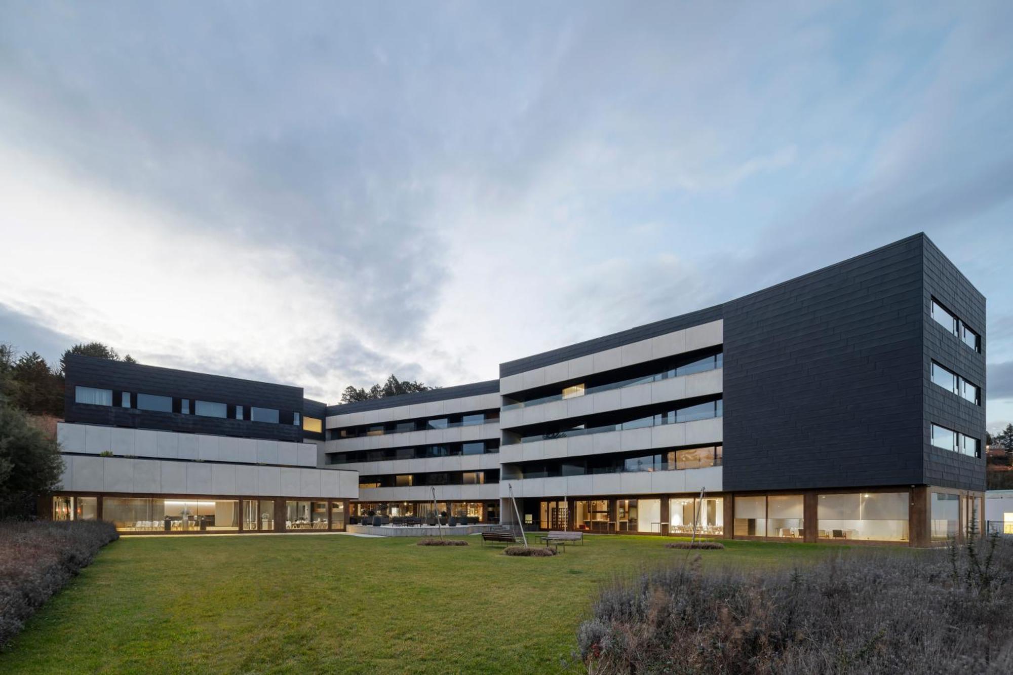 Eurostars Pamplona Hotel Buitenkant foto