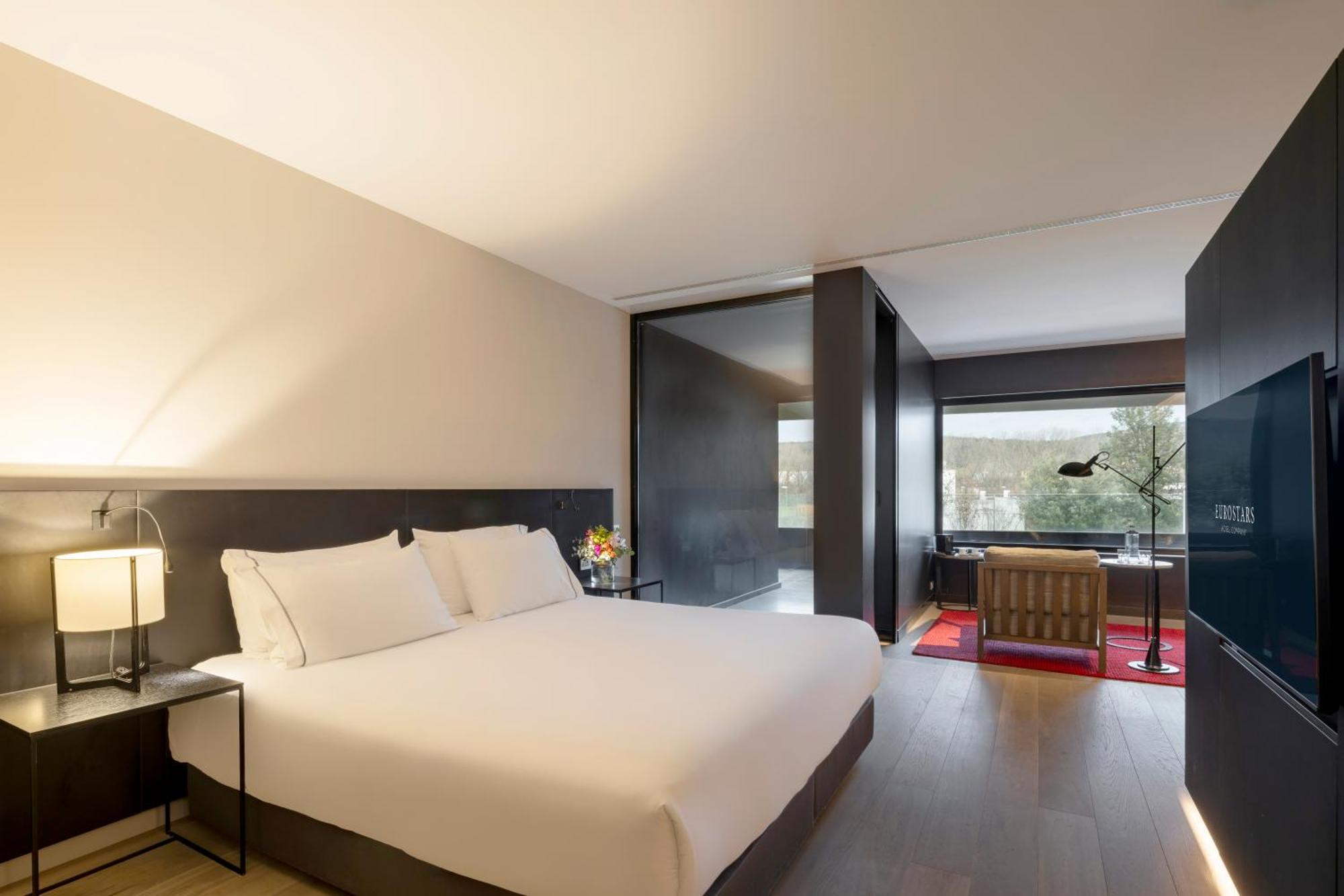 Eurostars Pamplona Hotel Buitenkant foto