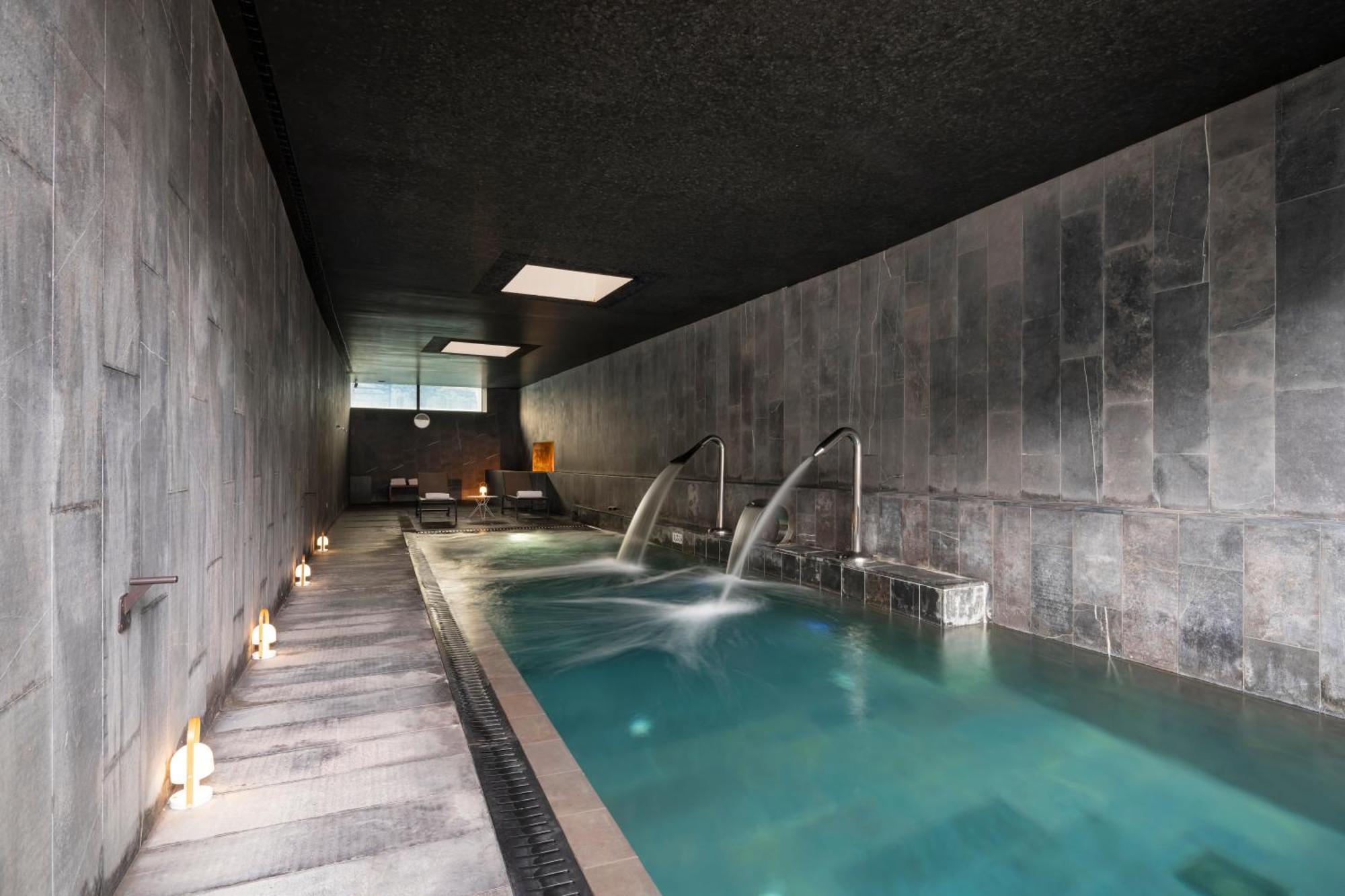 Eurostars Pamplona Hotel Buitenkant foto